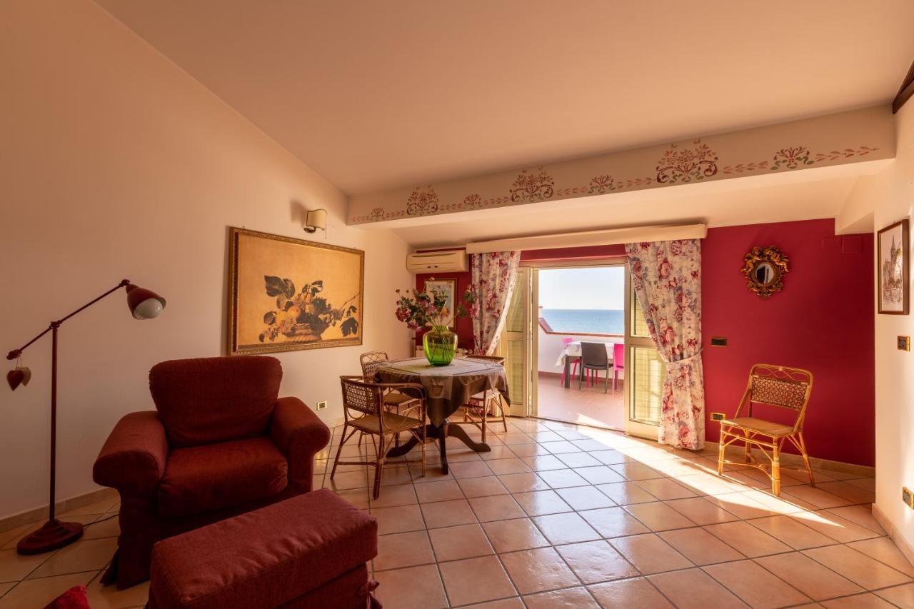 Vacanze Al Mare Patrizia'S Sweet Home Terme Vigliatore Luaran gambar