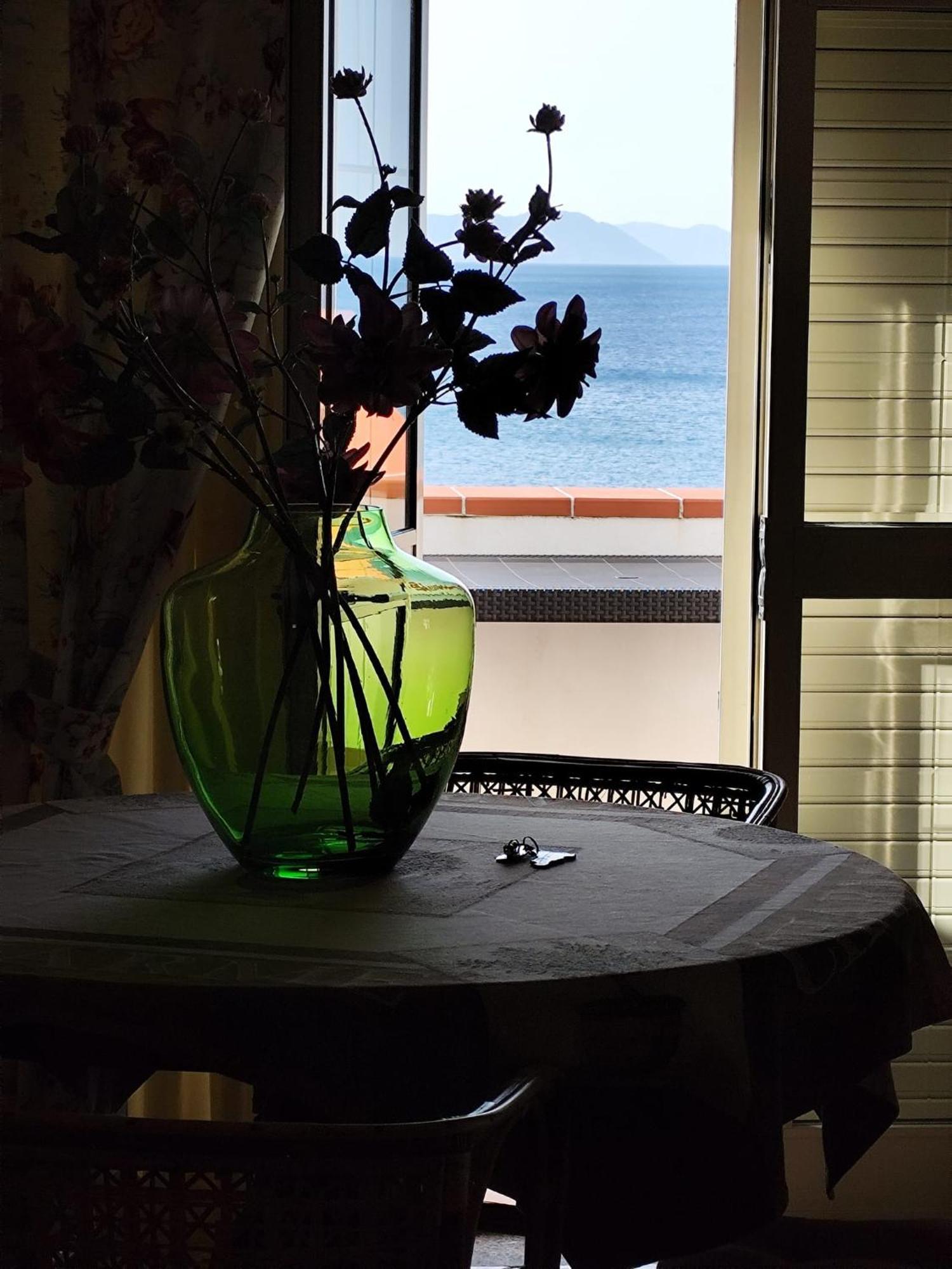 Vacanze Al Mare Patrizia'S Sweet Home Terme Vigliatore Luaran gambar