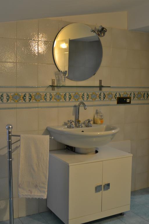 Vacanze Al Mare Patrizia'S Sweet Home Terme Vigliatore Bilik gambar