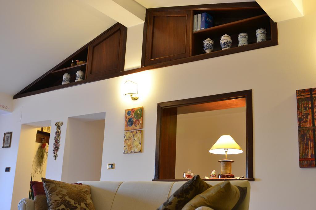 Vacanze Al Mare Patrizia'S Sweet Home Terme Vigliatore Bilik gambar