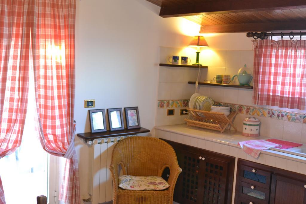 Vacanze Al Mare Patrizia'S Sweet Home Terme Vigliatore Bilik gambar